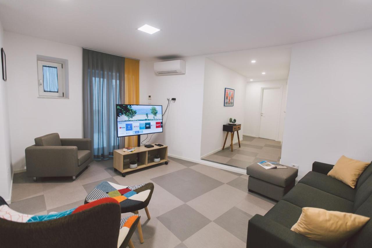 New With Patio Apartment *